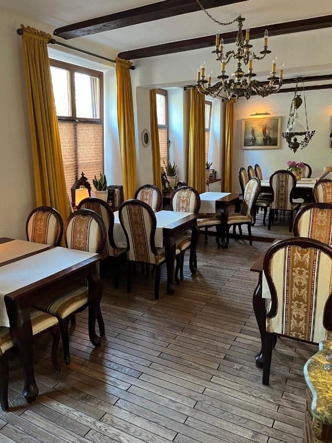 Gosciniec Zamkowy Hotel Darlowo Ngoại thất bức ảnh