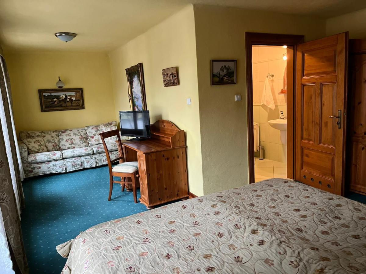 Gosciniec Zamkowy Hotel Darlowo Ngoại thất bức ảnh