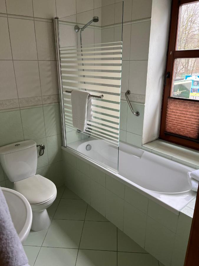Gosciniec Zamkowy Hotel Darlowo Ngoại thất bức ảnh